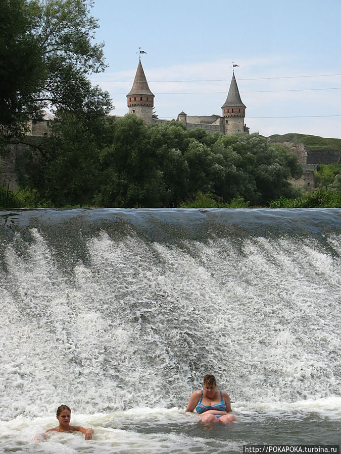 Кто-то принимает 