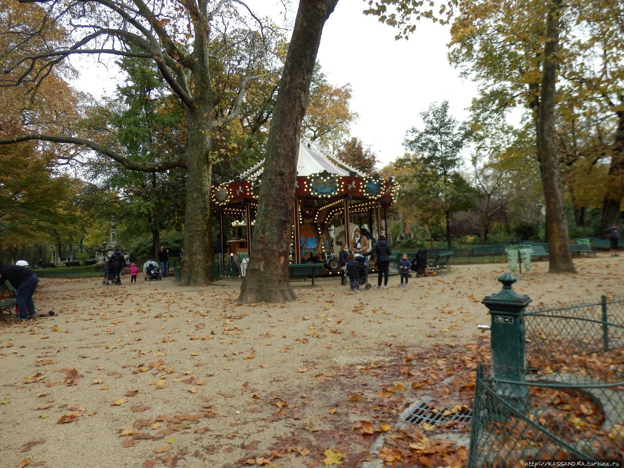 Парк Монсо Париж, Франция