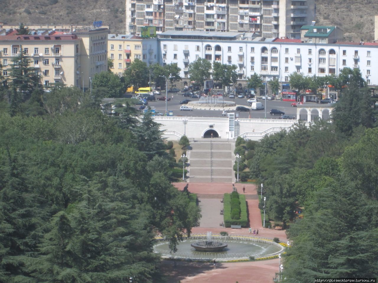 Прогулка по бывшему парку Победы Тбилиси, Грузия