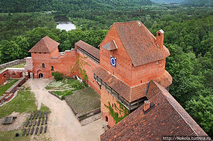 Турайда — замок и окрестности Турайда, Латвия