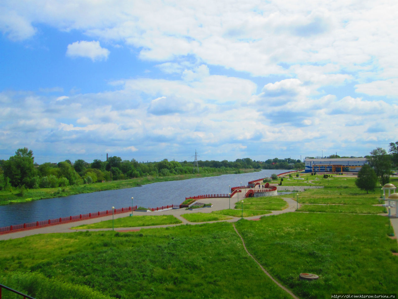 Центр Кобрина в майский день Кобрин, Беларусь