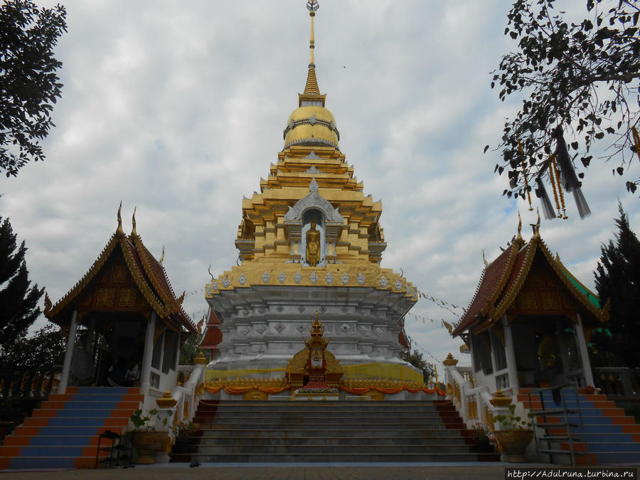 5. Храм хранящий волосы Будды — Wat Pratat Doi Saket. Чиангмай, Таиланд