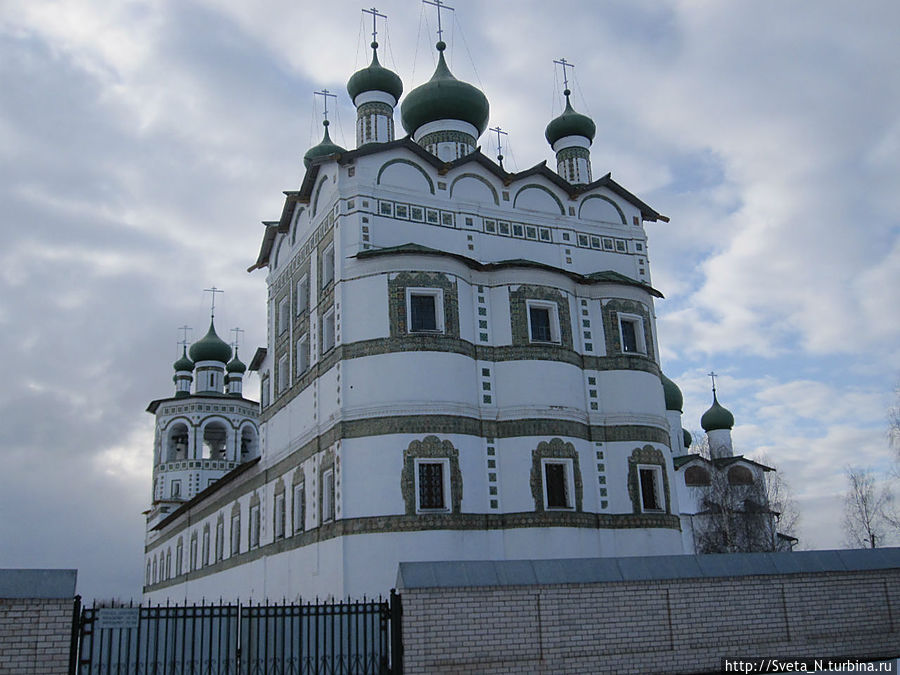 Монастырь в Вяжищах Новгородская область, Россия