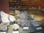 Большая коллекция камней Хибинских гор