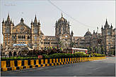 Хорош колониальный Мумбаи. В следующей части бросим взгляд напротив вокзала — там еще один архитектурный шедевр...

Продолжение Индийских Приключений в части 13
*