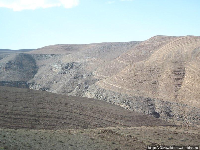 По пути из Загоры в Варзазат Марокко