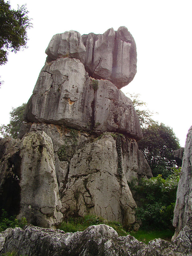 Осень в Каменном лесу Куньмин, Китай