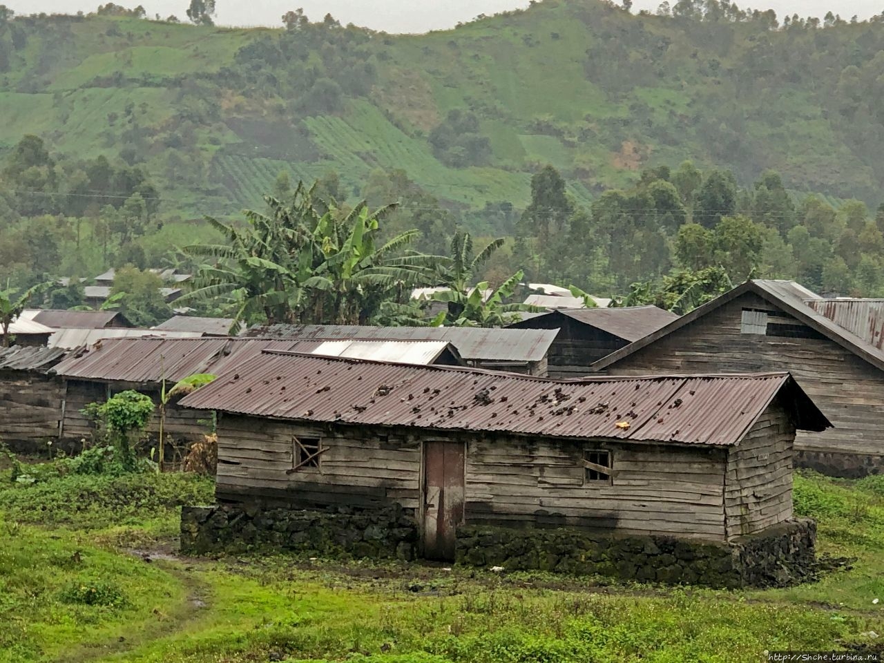 Конголезский поселок Кибати — жизнь у подножия вулкана Кибати, ДР Конго