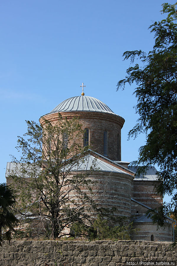 Абхазия: Гагры, Пицунда, оз. Рица, Новоафонский монастырь Гагра, Абхазия