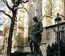 Памятник Бернару Палисси