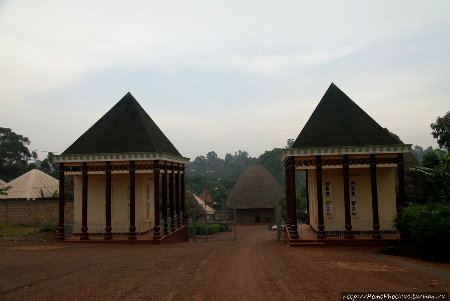 Резиденция главы бамилеке Банджун, Камерун