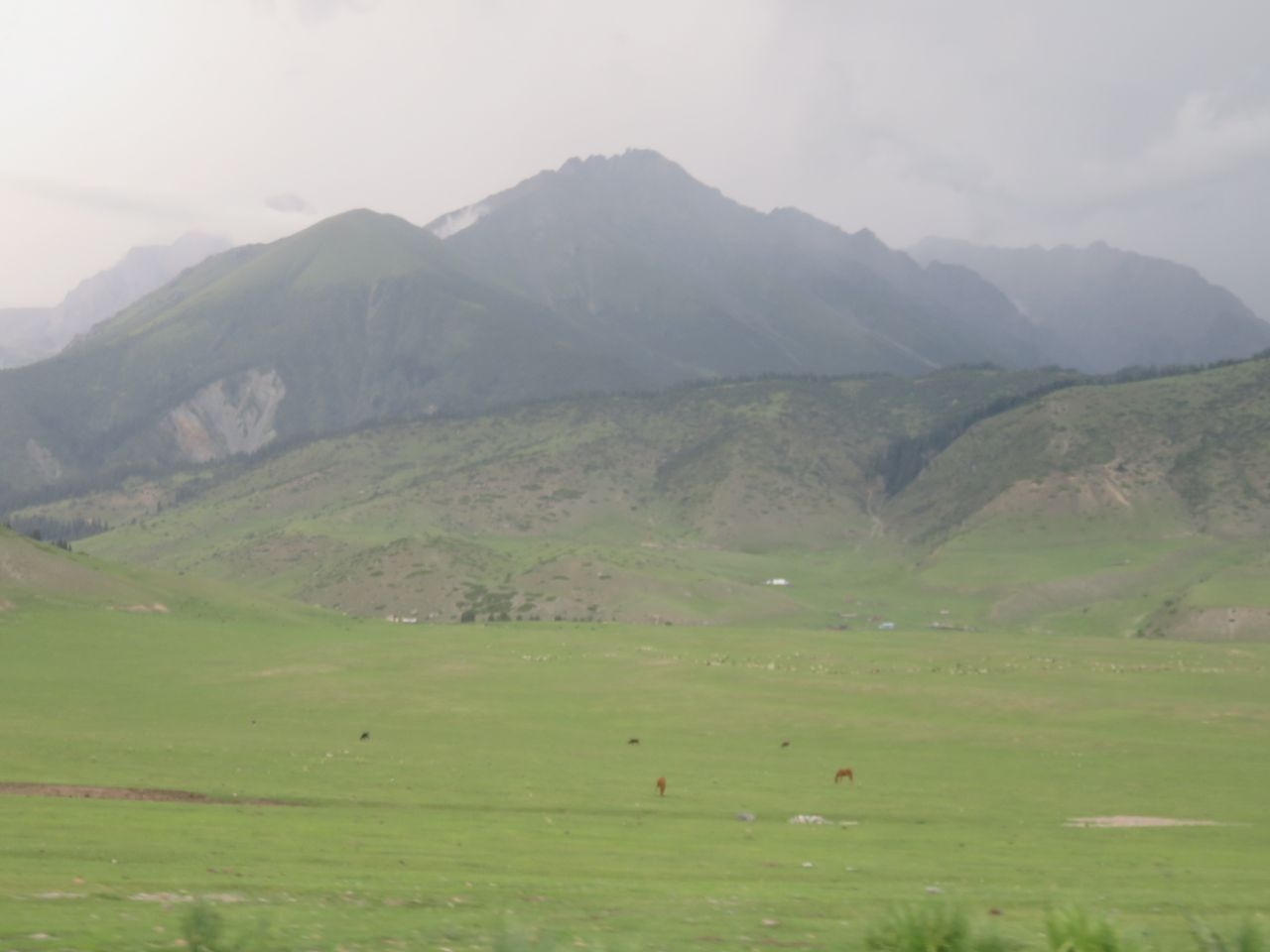 Чон Ак-Суу Семёновское ущелье, Киргизия