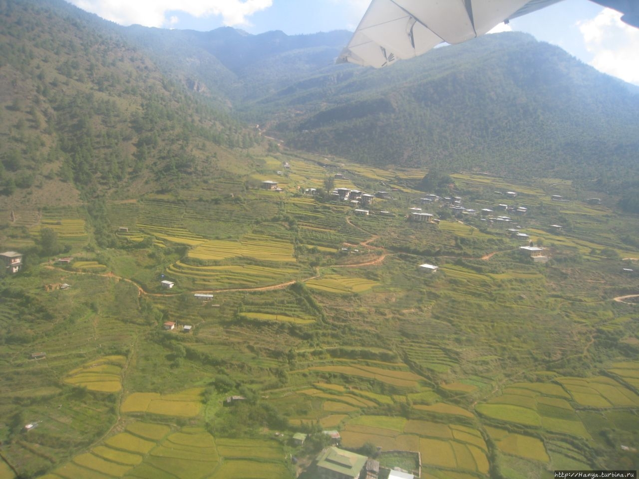 Аэропорт Паро Паро, Бутан