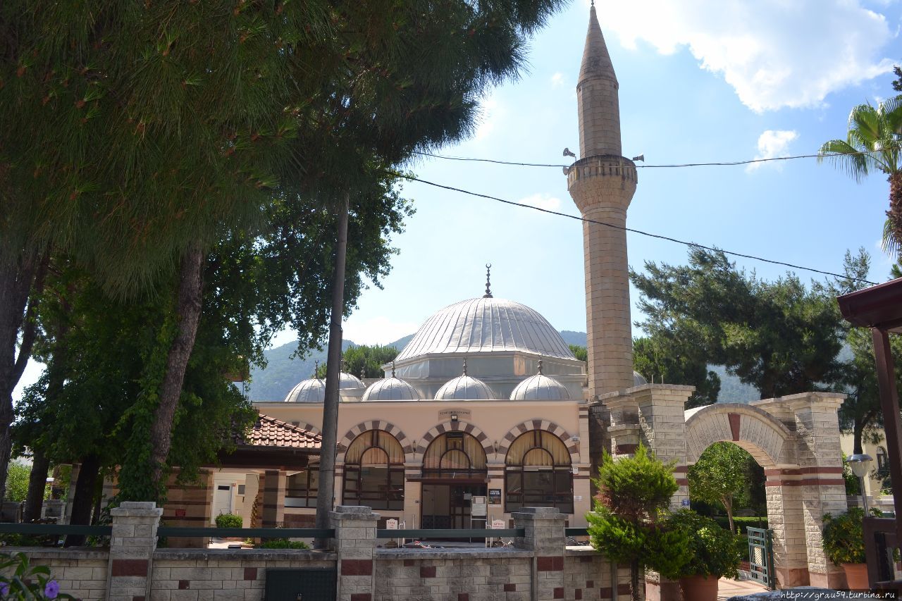 Новая  мечеть Ичмелер, Турция