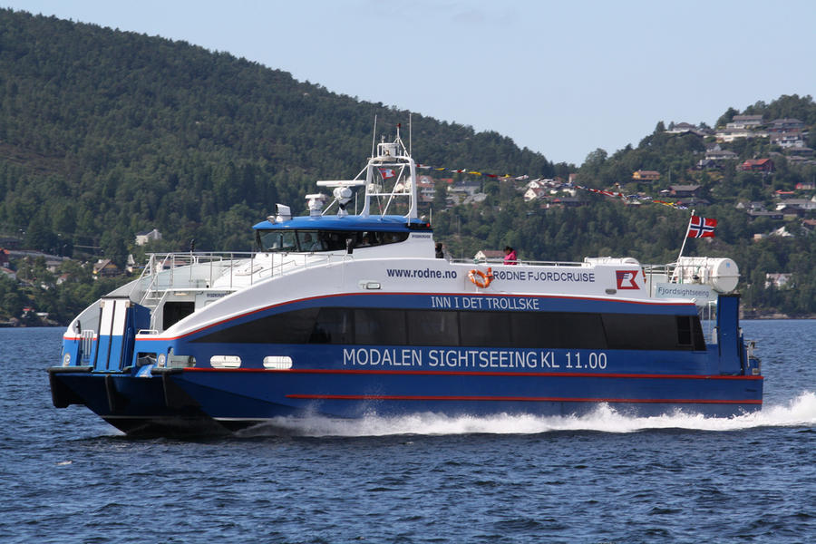 Линию обслуживает M\S Rygercruise
Скорость — 34 узла. Вместимость — 97 пассажиров Берген, Норвегия