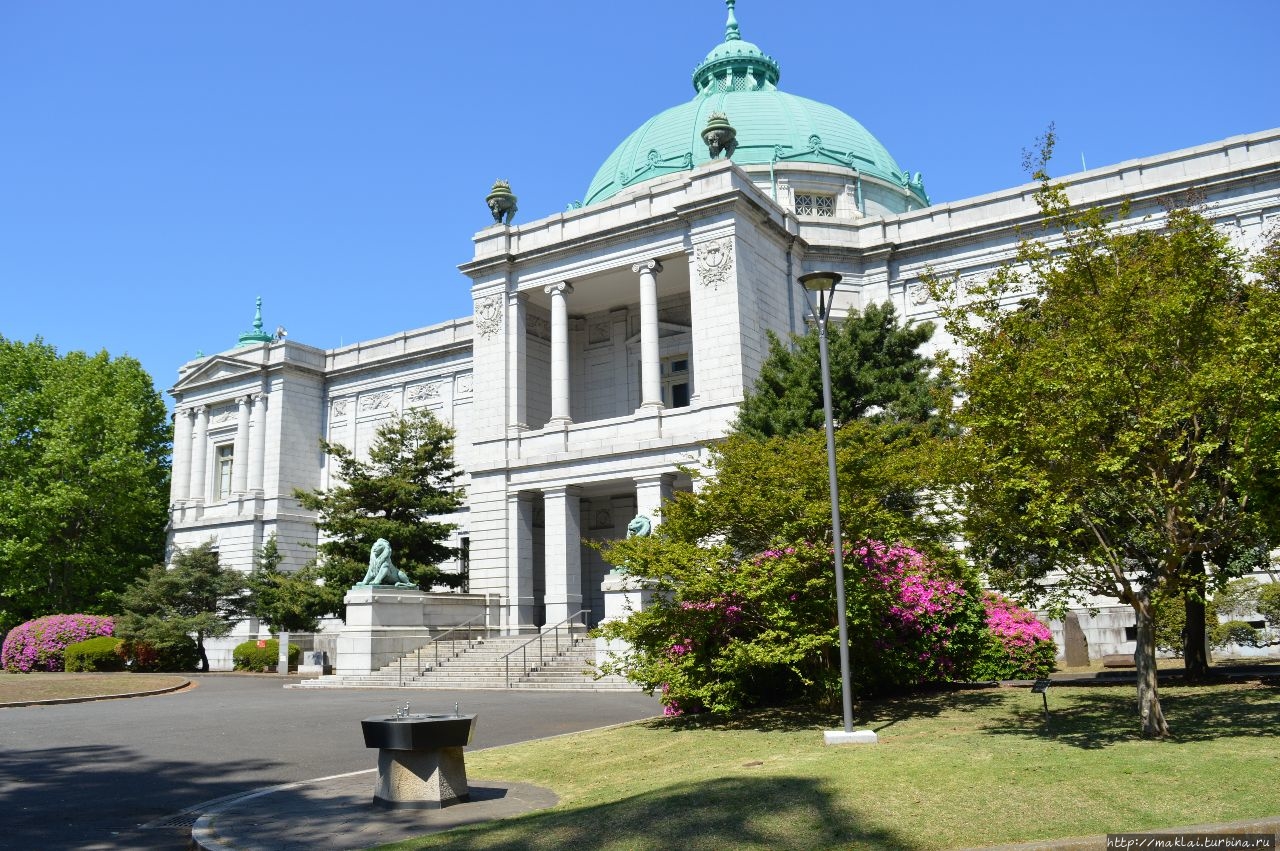 Церемониальный корпус (Хёкэйкан)