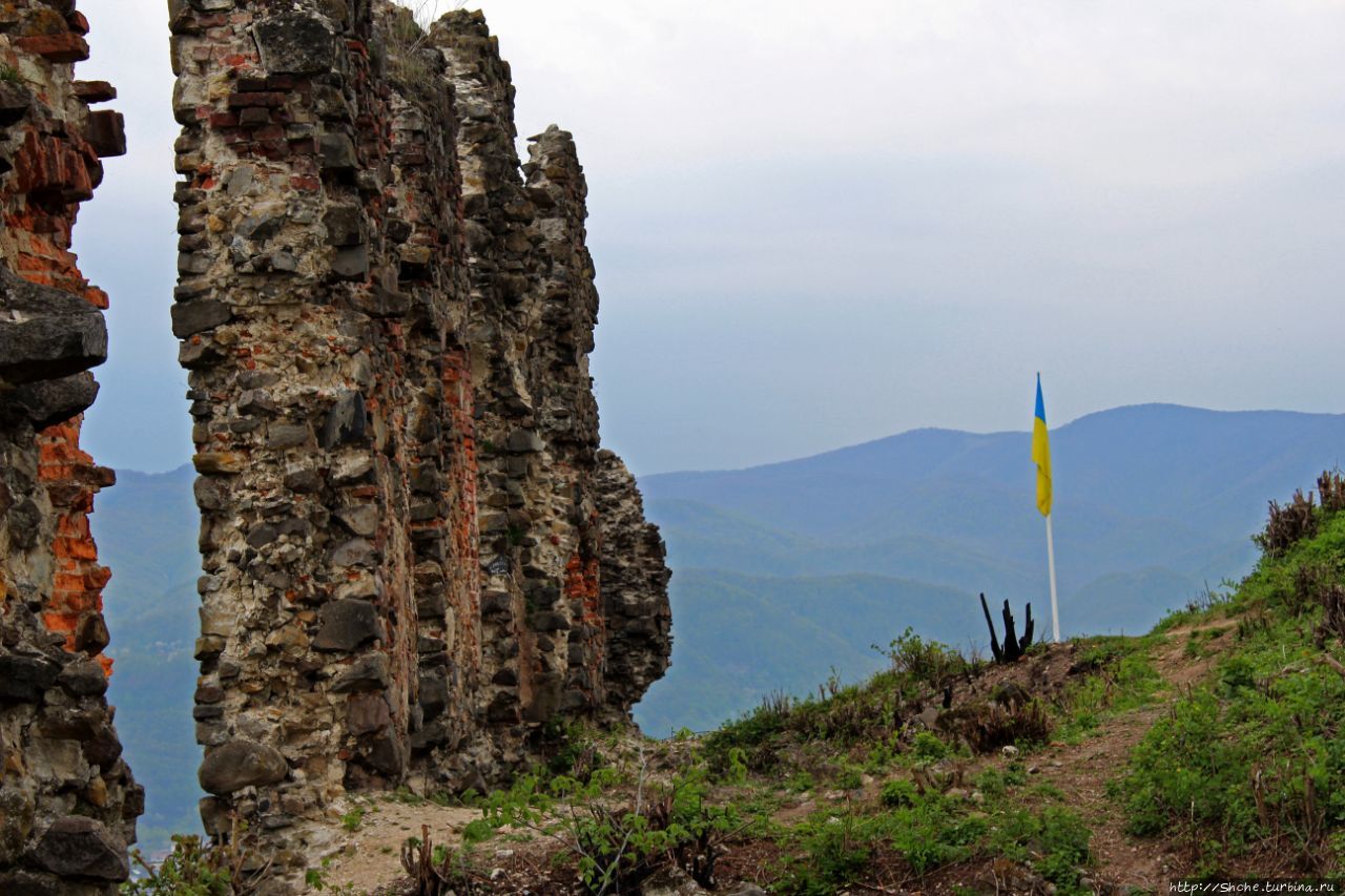 Хустский замок Хуст, Украина