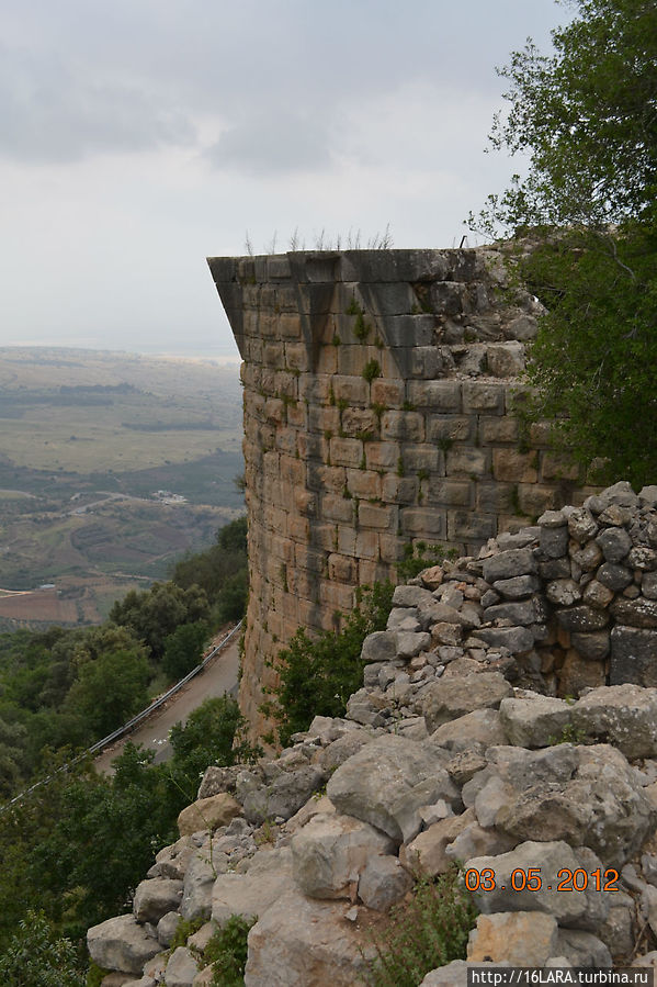 Как правило, мамелюки строили круглые башни — Национальный парк крепость Нимрод, Израиль