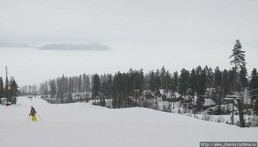 Склоны пологие, но вид на озеро замечательный Лахти, Финляндия