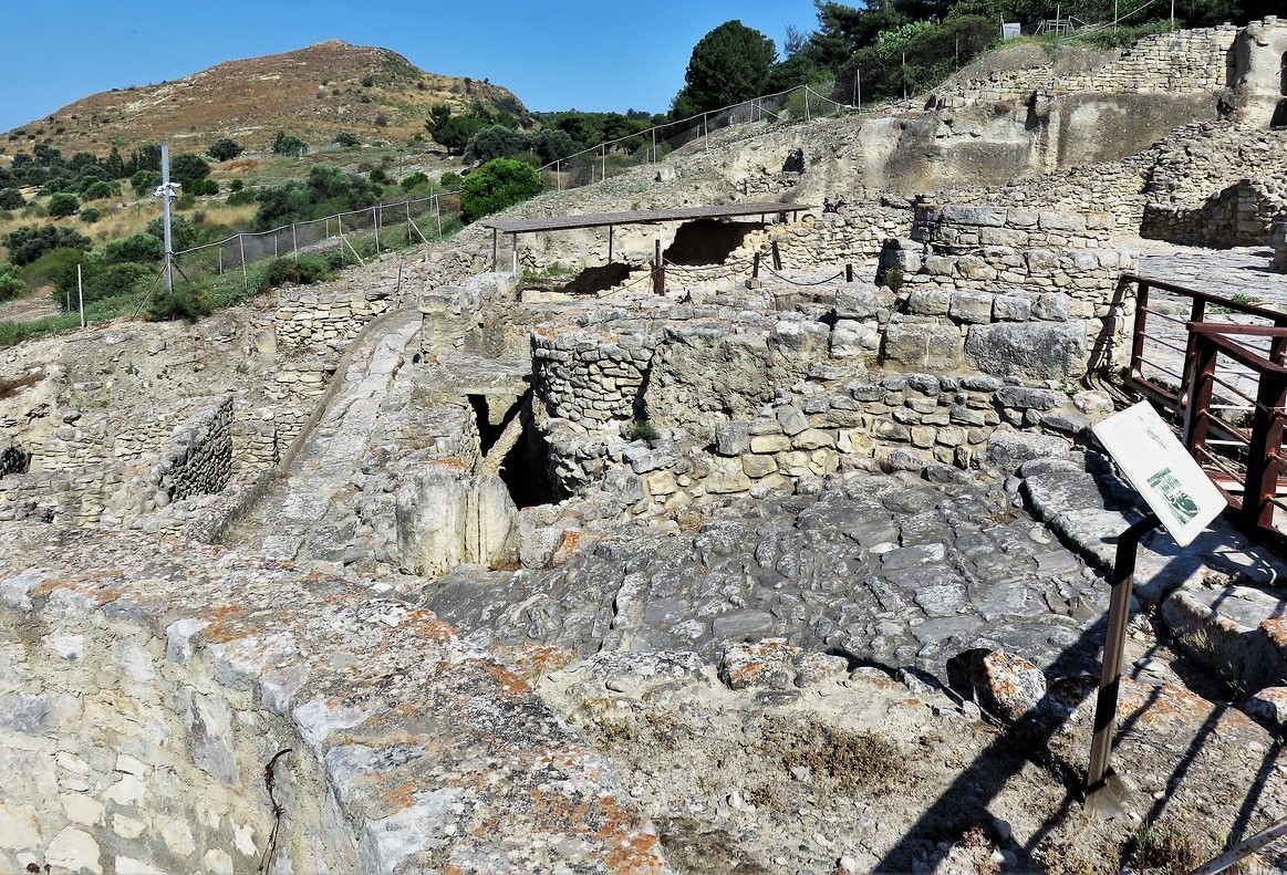 Археологическая зона Фестос Мирес, Греция