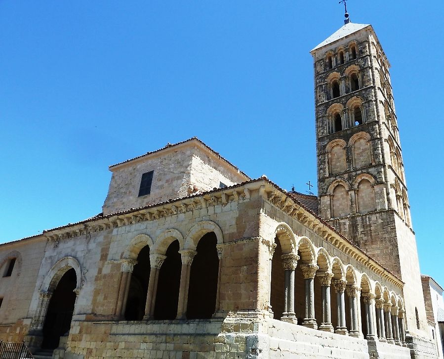 Про церкви Сеговия, Испания