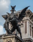 Символ лондонского Сити — Дракон. Фото из интернета