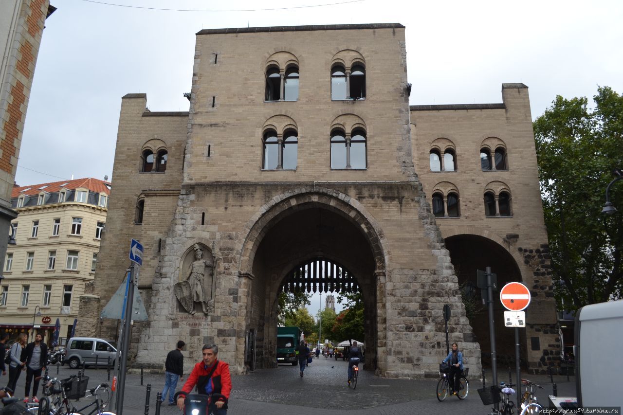 Айгельштайнские ворота / Eigelsteintorburg