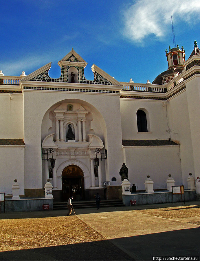 Собор девы Марии Копакабана / Nuestra Señora de Copacabana Cathedral