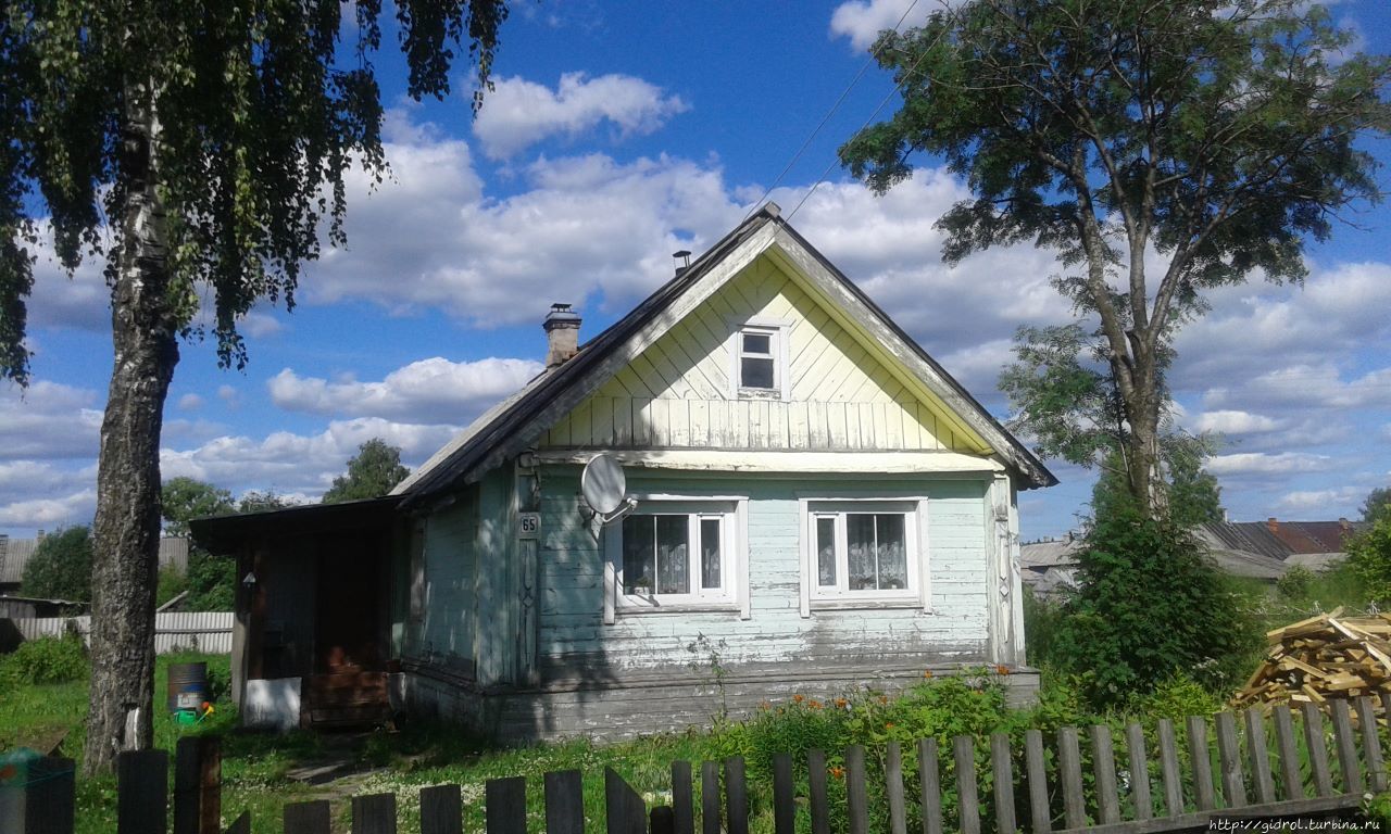 Дом, (или прототип этого дома, где родился мой отец) Няндома, Россия
