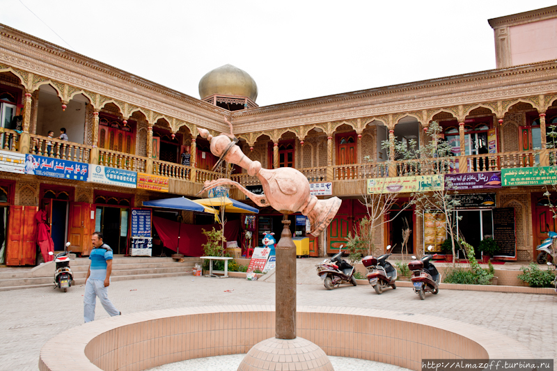 Неделя в древнем уйгурском городе Кашгар, Китай