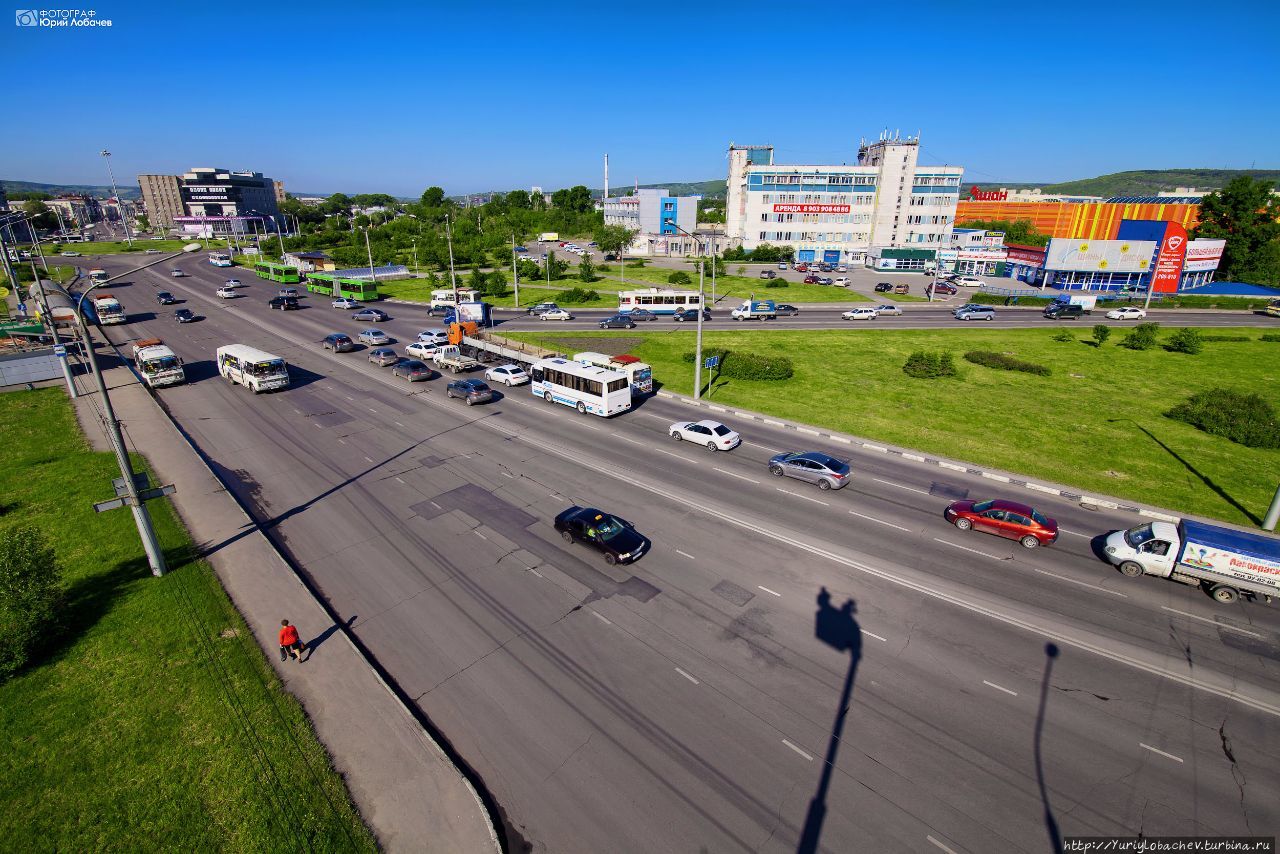 Камеры города новокузнецка. Новокузнецк Новоильинский район Парус. Ильинка Новокузнецк. Новокузнецк 2002 город. Парус Новокузнецк Ильинка.