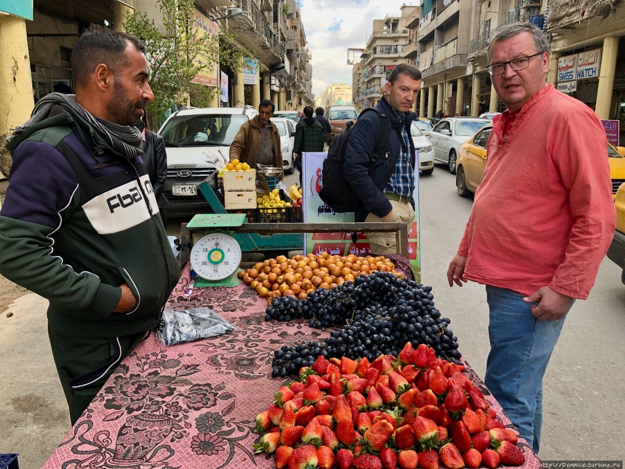 Рыночная улица Аль-Шухада / Al-Shuhada market street