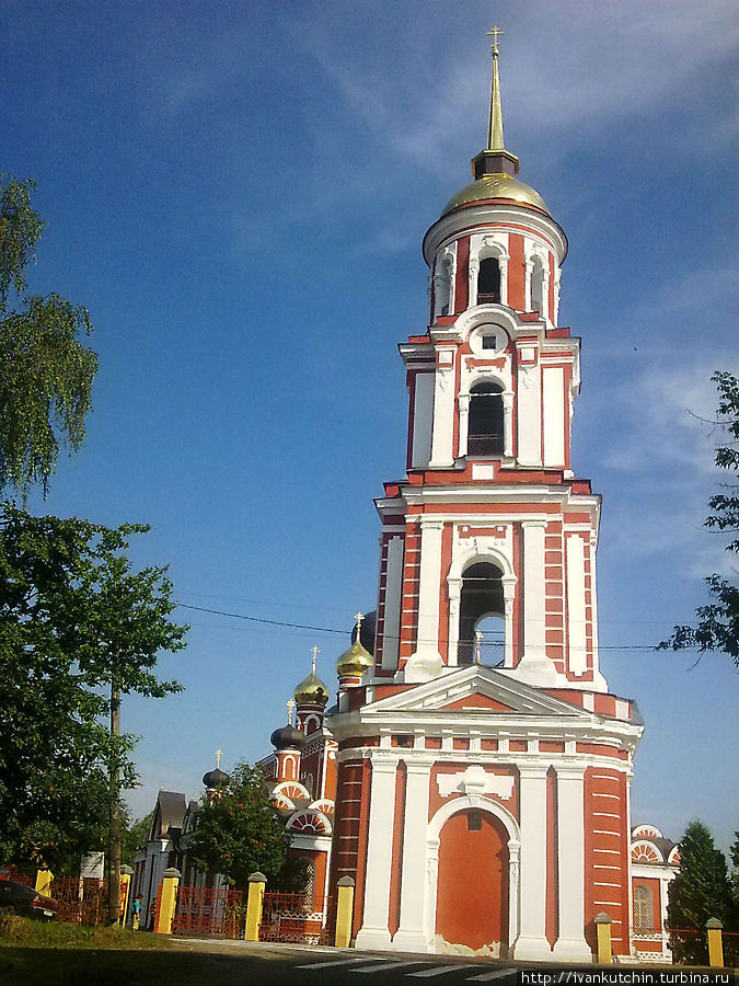 Колокольня Воскресенского собора Старая Русса, Россия