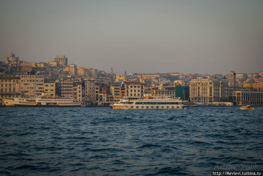 На закате у моста Галата Стамбул, Турция