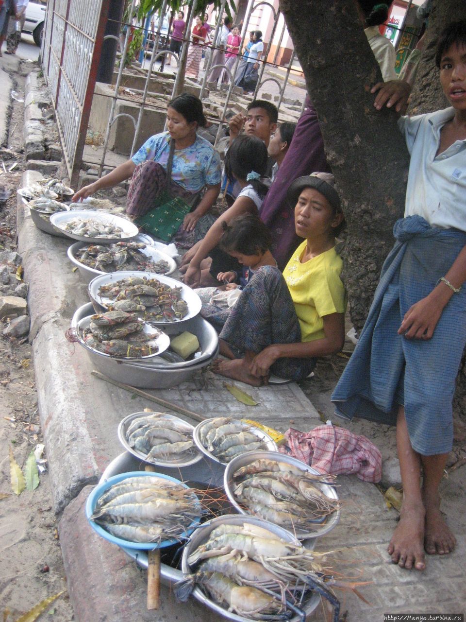 Уличная торговля Янгон, Мьянма