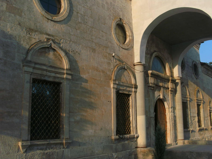 Западный Крым.Евпатория.Армянская церковь.Мечеть ТахталыДжам Евпатория, Россия