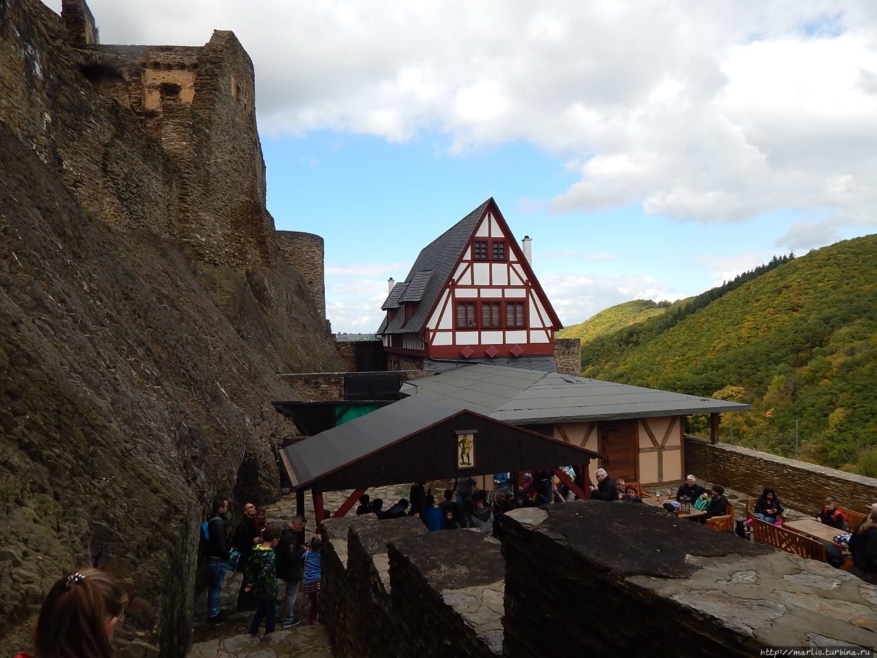 Замок Еренбург Боппард, Германия