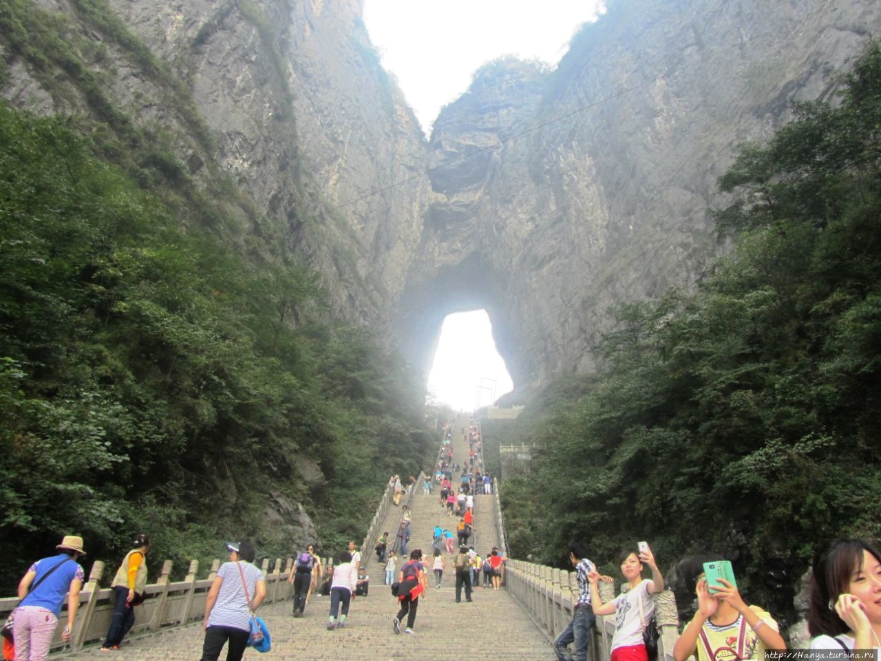 Небесные Врата Чжанцзяцзе Национальный Лесной Парк (Парк Аватар), Китай