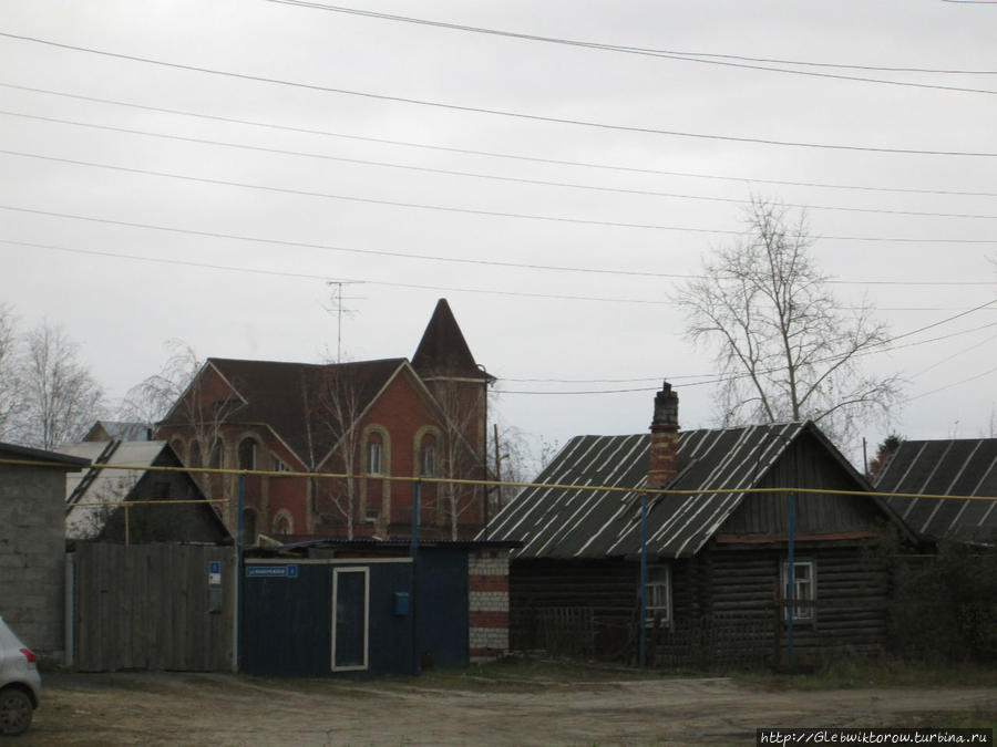 Прогулка по центру поселка Боровский, Россия