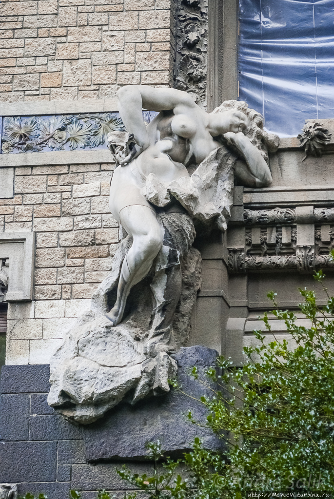 Нарядная вилла первого владельца «Альфа Ромео» Николо Ромео Милан, Италия