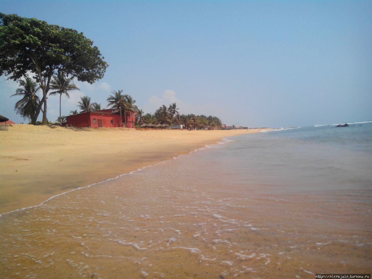 Пляж Робинзона Ломе, Того