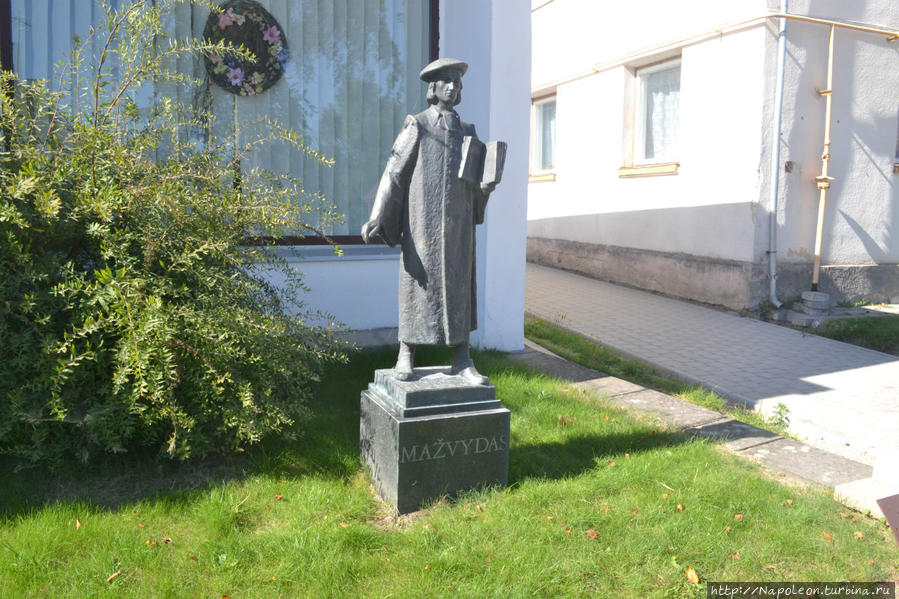 Памятник Мартину Мажвидасу