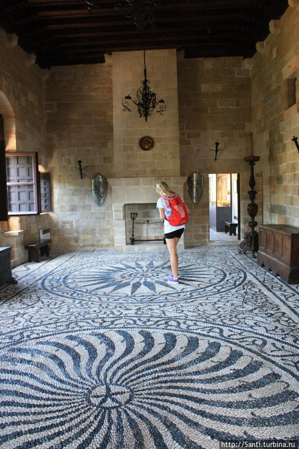 Шедевры под ногами — галечные мозаики старого Родоса Родос, остров Родос, Греция