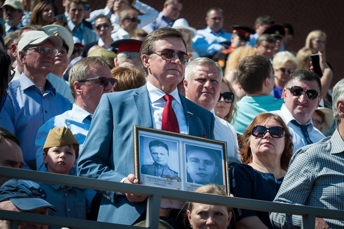 По плацу танки грохотали... Москва, Россия