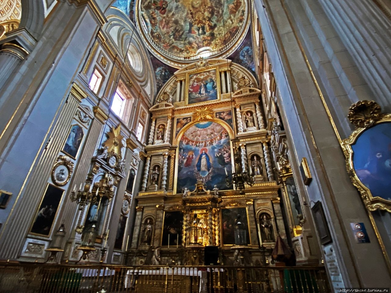 Кафедральный собор Пуэблы - яркий пример колониального стиля