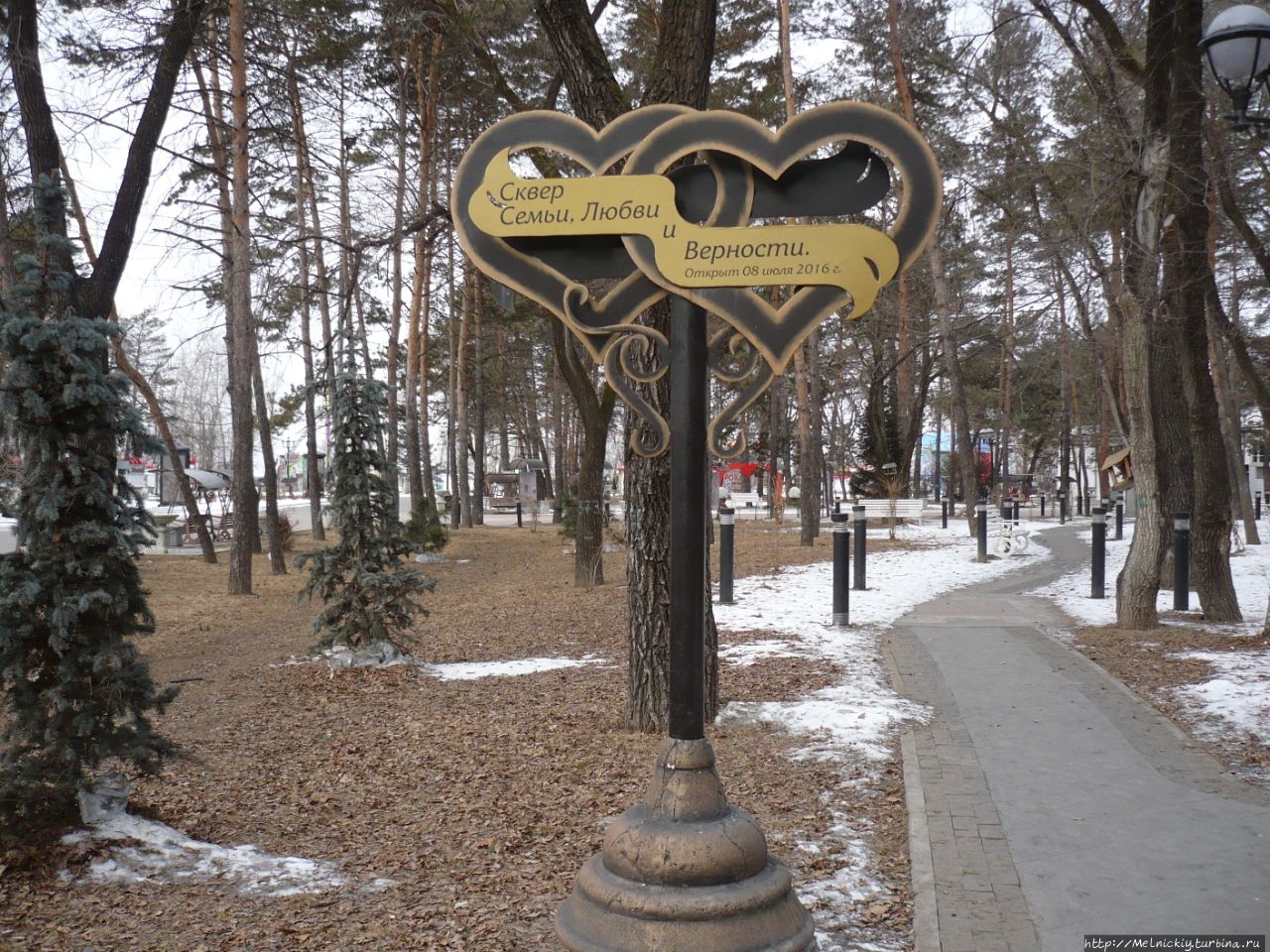 Памятник Святым Петру и Февронии Муромским