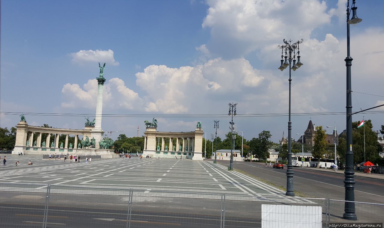 Площадь Героев