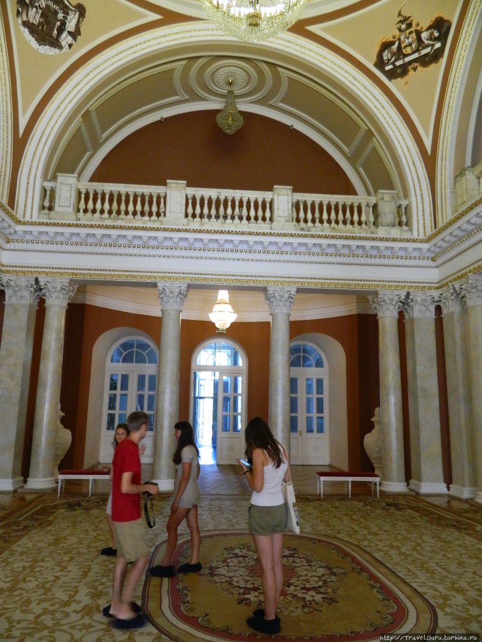 Колонный зал дворца Румянцевых-Паскевичей Гомель, Беларусь
