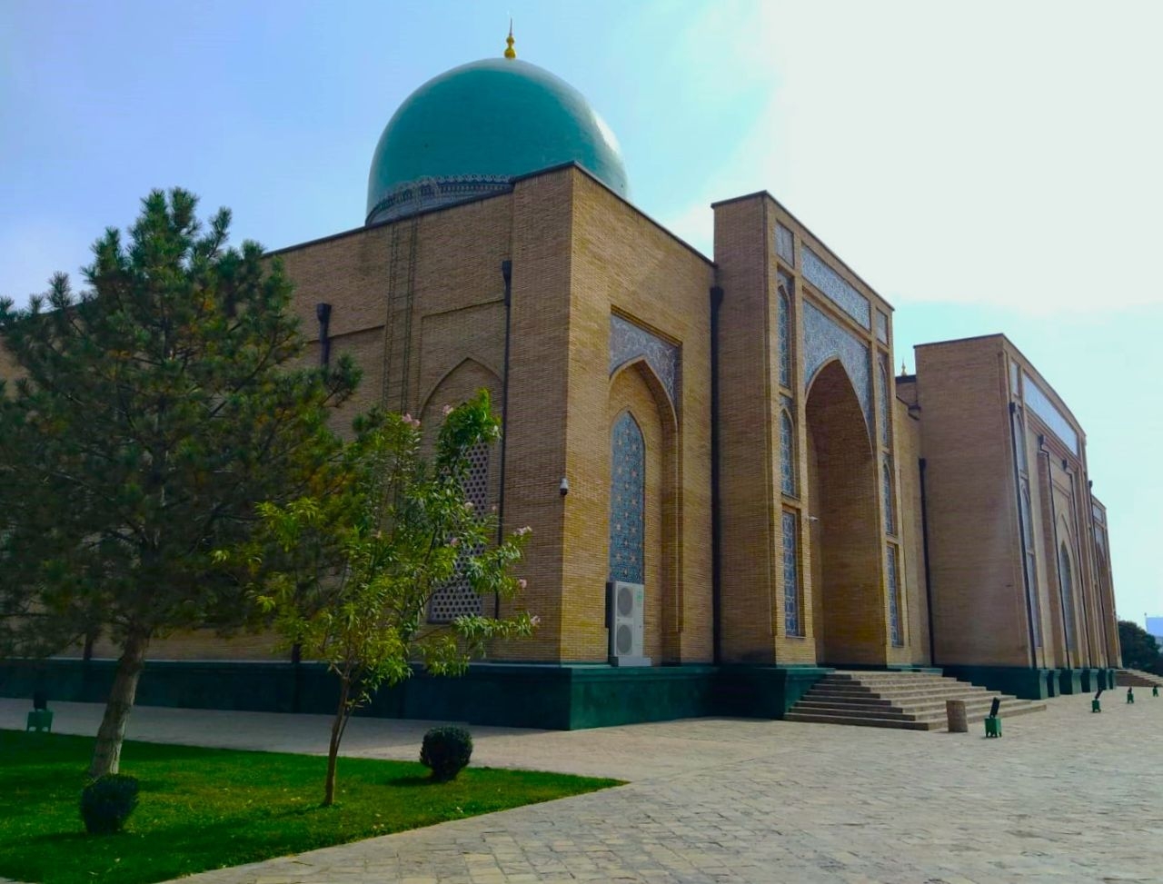 Соборная мечеть Хазрати Имам Ташкент, Узбекистан