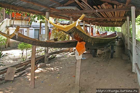 Лодочный сарай. Фото из интернета Луанг-Прабанг, Лаос
